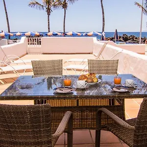 https://villa-sontrobat.puertodelcarmen-hotels.org